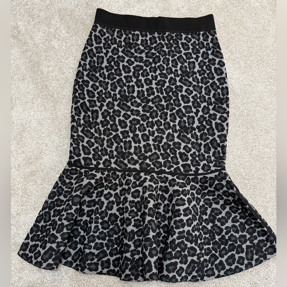 Michael Kors Collection - Leopard Print Black & Gray MIDI Skirt - size Med - NWT - Picture 2 of 12